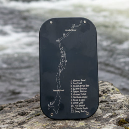 Fly Fishing Kit, Atlantic Salmon Flies, Mixed Selection, with Aluminum Flybox + Engraved Image